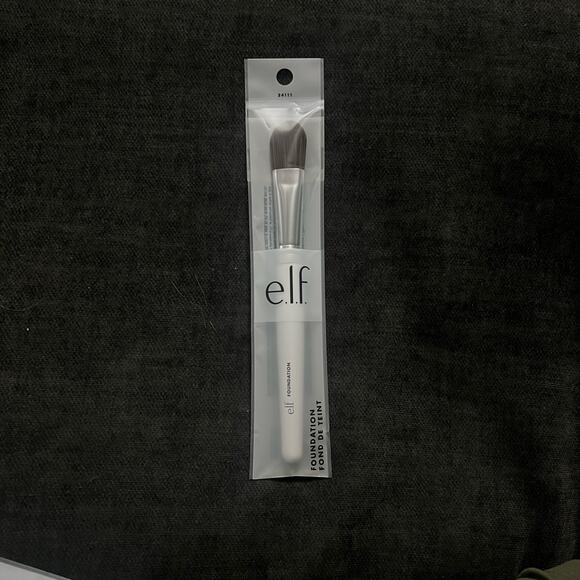 e.l.f. - Lot of 3 Makeup Brushes (Total Face, Foundation, Angled Bronzing) - NIB - Picture 4 of 5